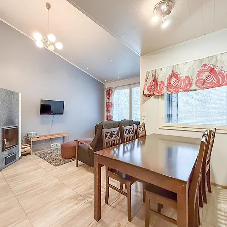 Kotomaenty 2, Luonnonrauhaa Rukalla - Sauna, Wifi, Sisaeltaeae Siivouksen クーサモ