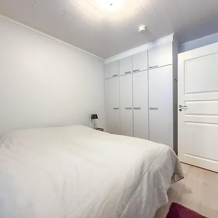 Kotomaenty 2, Luonnonrauhaa Rukalla - Sauna, Wifi, Sisaeltaeae Siivouksen Appartamento *